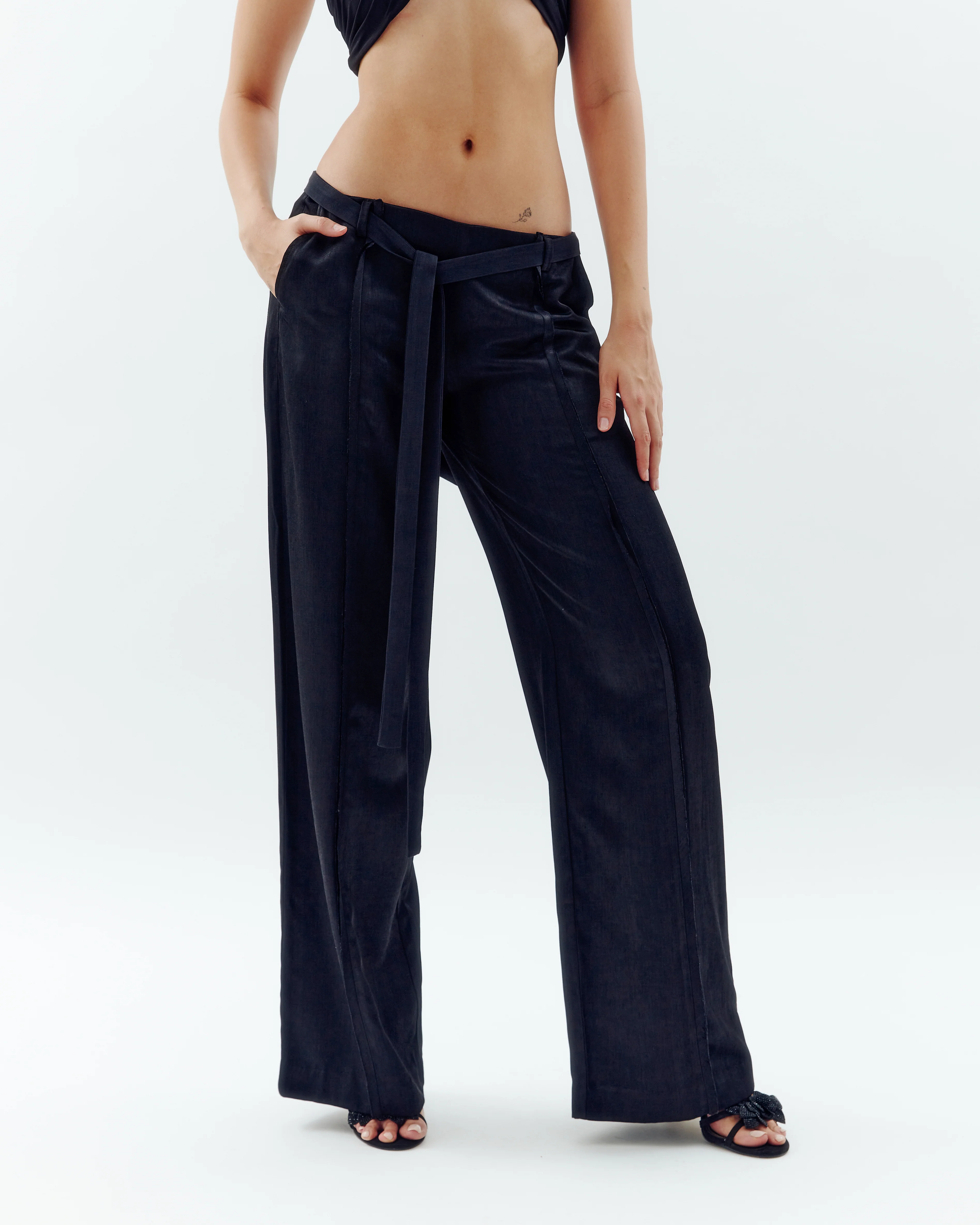 Low-Rise Trousers - Black - Image 3