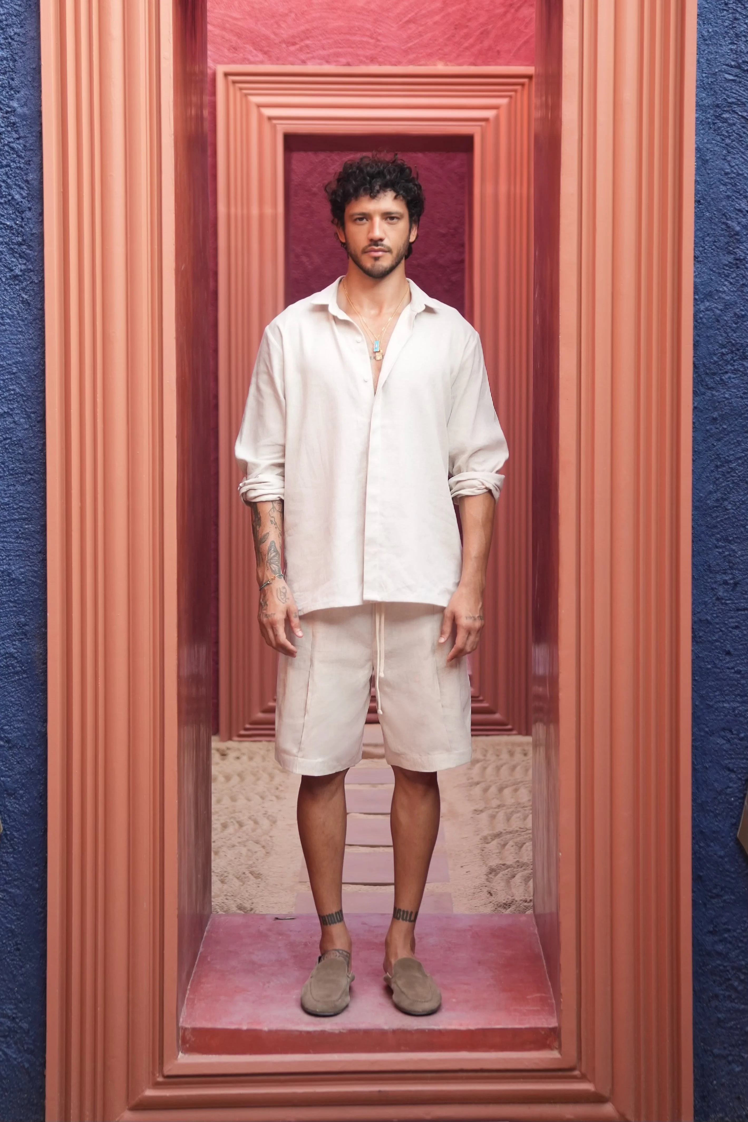 Surin Linen Shorts Beige